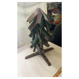 Folk Art Wooden Tree Christmas?
