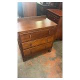 Cute Little Chest of Drawers with 3 Drawers