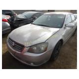 2005 Nissan Altima 1N4AL11D95N457361 Silver