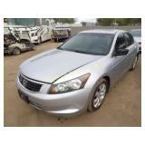 2008 Honda Accord 1HGCP26738A127583 SILVER