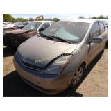 2008 Toyota Prius JTDKB20UX83373042 Gold