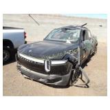 2022 Rivian R1T 7FCTGAAL2NN001310 Black