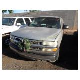 2001 Chevrolet Suburban 3GNEC16T51G246499 Gold