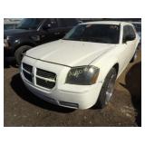 2005 Dodge Magnum 2D4FV48V35H679710 White
