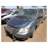2005 Dodge Grand Caravan 2D8GP44L55R267011 Gray