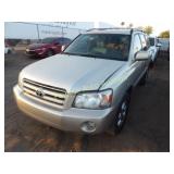 2006 Toyota Highlander JTEDP21A260125747 Gold