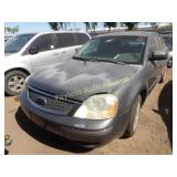 2005 Ford Five Hundred 1FAFP27105G110986 Gray