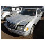 1994 Mercedes C-Class WDBHA28E8RF106071 Silver