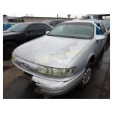 1995 Ford Taurus 1FALP52U8SG125687 Silver