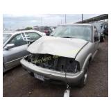 2000 Chevrolet S-10 1GCCS145XYK208812 Gold
