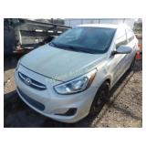2016 Hyundai Accent KMHCT4AE0GU998042 Gold