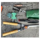 Assorted lot og Gardening/ Outdoor Tools