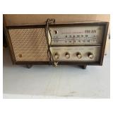 Vintage Panasonic RE-763 Radio