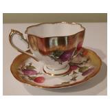 Queen Anne Teacup/Saucer (B19)