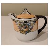 Vintage lidded creamer from Japan (B0)