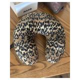 Leopard Neck Rest