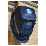 Welding helmet