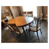 Wilson Furniture Table & Chairs with (2) Leaves