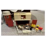 Fisher-Price Play Family Farm