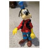 Vintage Disney Goofy Figure