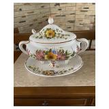 Soupiï¿½re en Cï¿½ramique de Grï¿½oux (Soup Tureen)