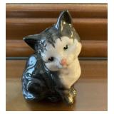 Vintage Beswick porcelain cat