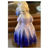 Vintage Royal Doulton Marie HN1370