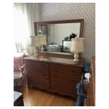 Vintage colonial-style 6-drawer wooden dresser
