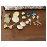 Assorted Earrings and Broaches Lot