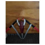 Portable manual double lever hand corker