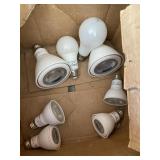 Mixed lot of 8 loose LED light bulbs