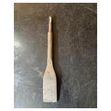 wide SDS-Plus flat scaling chisel bit