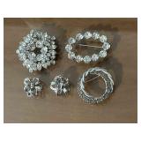 Assorted Jewlery / Clips / Pins