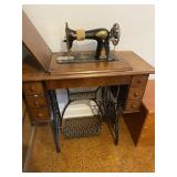Singer Model 66 - Dating 1919