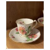 (1) Teacup with saucer