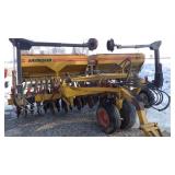 Haybuster 1575 no till Grain seed/fert Drill