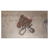 chain binder & 4 various length tow chains
