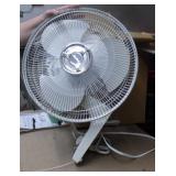 Wall mount fan Air King 3 SPD, Like New