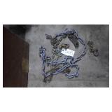 various pieces of chain short lengths