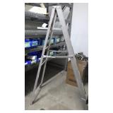 6' step ladder 5 step aluminum