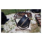 cast iron pot w/stand