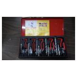 Metric thread repair set