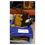 appr 9 pairs of gloves some are new