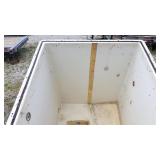 Fibreglass white tub