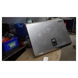 Montezuma Toolbox Diamond plate w/keys