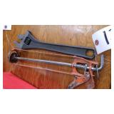 adjustable 12' wrench & caulking gun