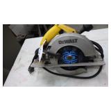 7 1/4' Dewalt Skilsaw Electric
