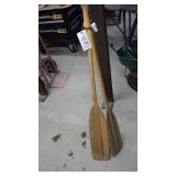 2 wooden oars & 1 black paddle(has a crack)