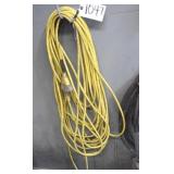 100' Extension cord w/triple outlet