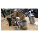 2-sprayer guns